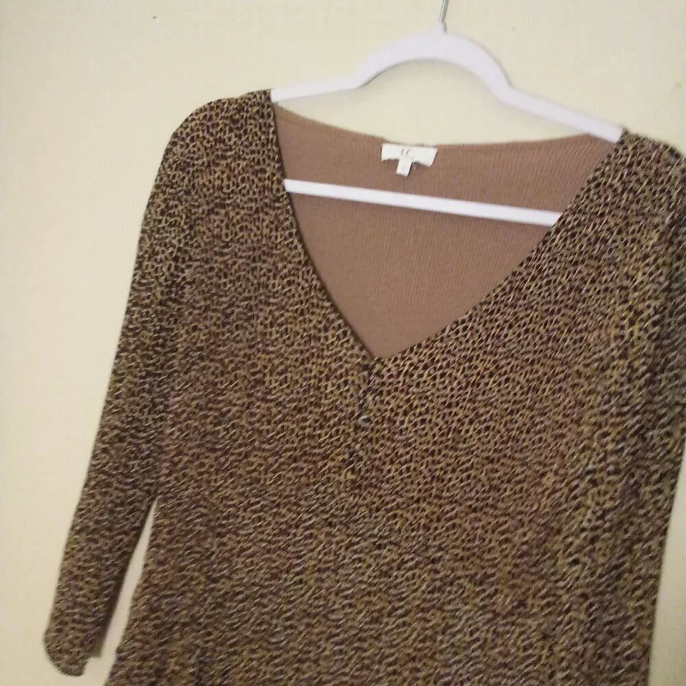 CC Blouse S 3/4 Sleeve Soft Stretch Ribbed Asymmetrical Animal Print Brown Black